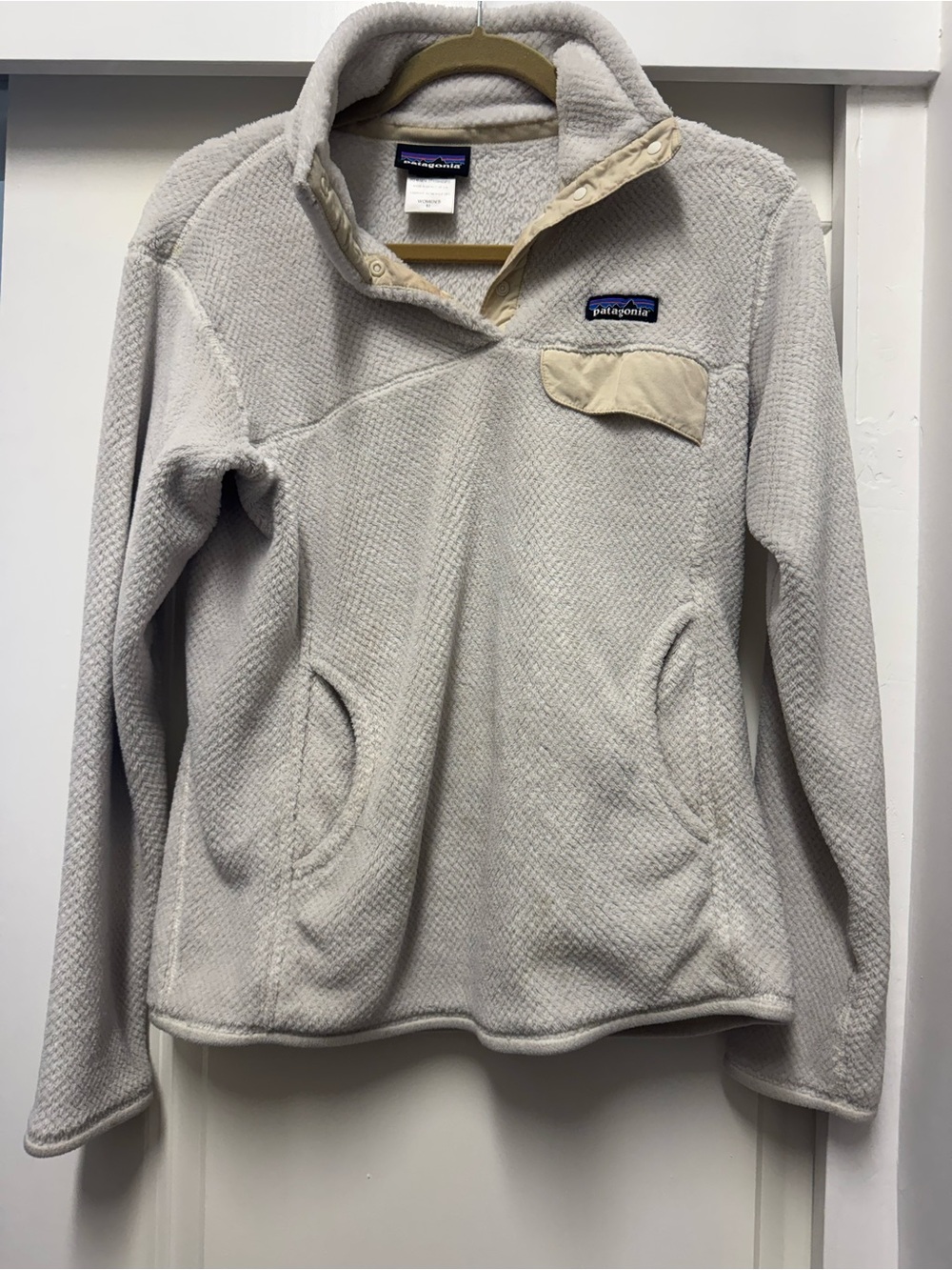 Patagonia Women's Cream Snap-T Style Fleece Pullover